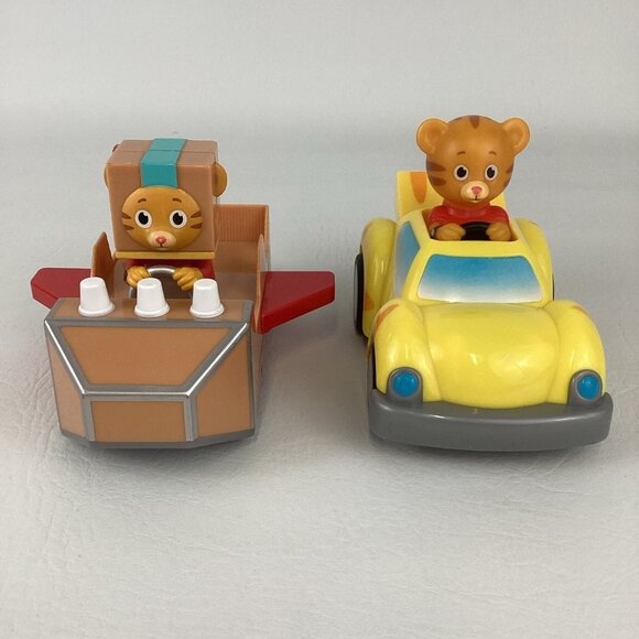 Jakks Pacific Other - Daniel Tiger's Neighborhood Pull Back N Go Character Cars Rocket Vehicle Jakks